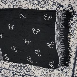 Disney, sarong, black and white, One size